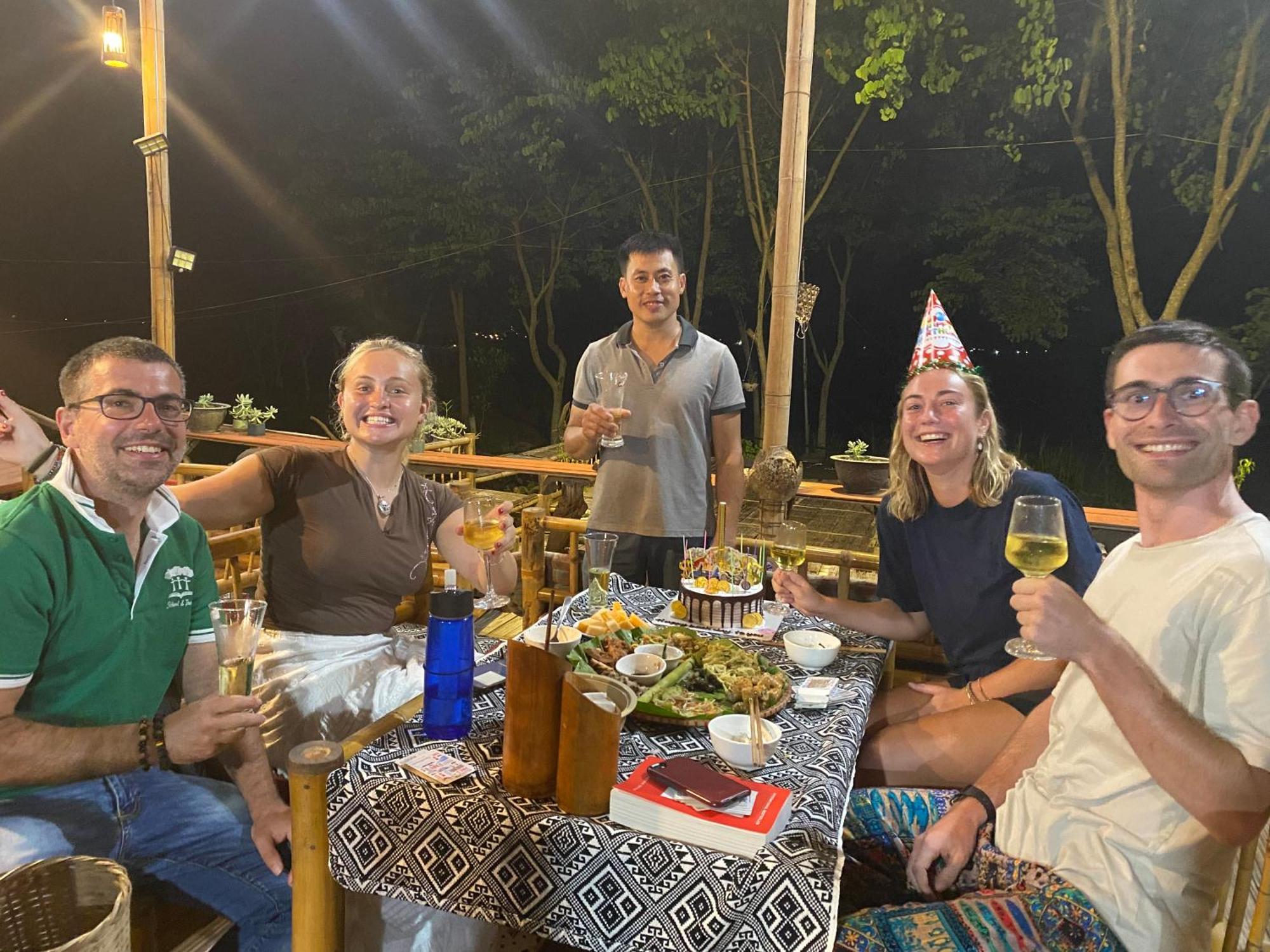 Truong Huy Homestay Mai Chau Eksteriør bilde